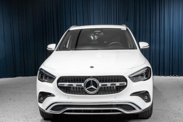 new 2025 Mercedes-Benz GLA 250 car, priced at $46,340