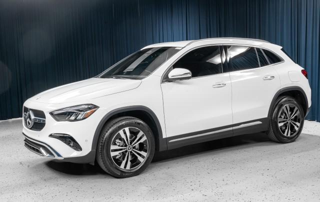 new 2025 Mercedes-Benz GLA 250 car, priced at $46,340