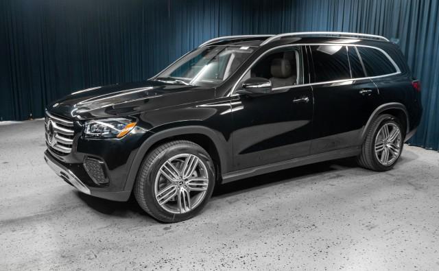 new 2025 Mercedes-Benz GLS 450 car, priced at $92,945