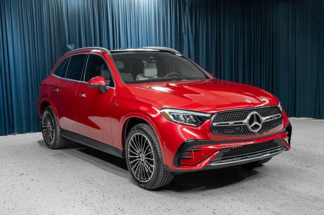 used 2025 Mercedes-Benz GLC 350e car, priced at $65,994