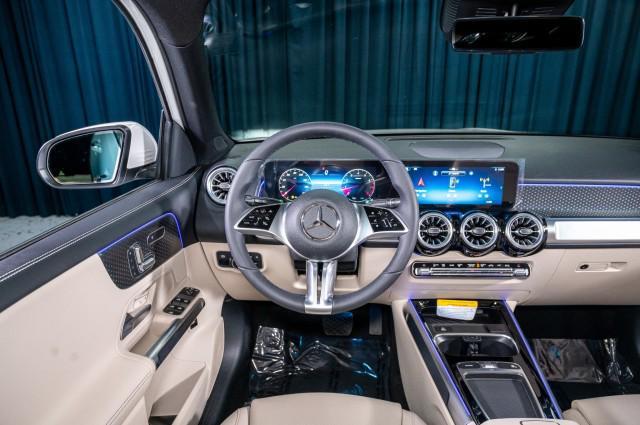 new 2025 Mercedes-Benz GLB 250 car, priced at $48,645