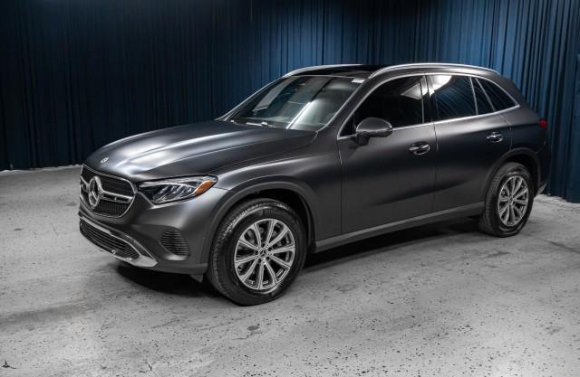 new 2025 Mercedes-Benz GLC 300 car, priced at $59,175