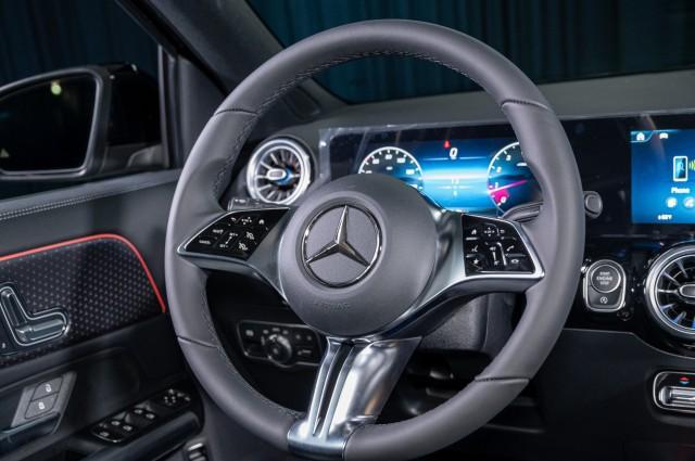 new 2025 Mercedes-Benz GLA 250 car, priced at $44,345