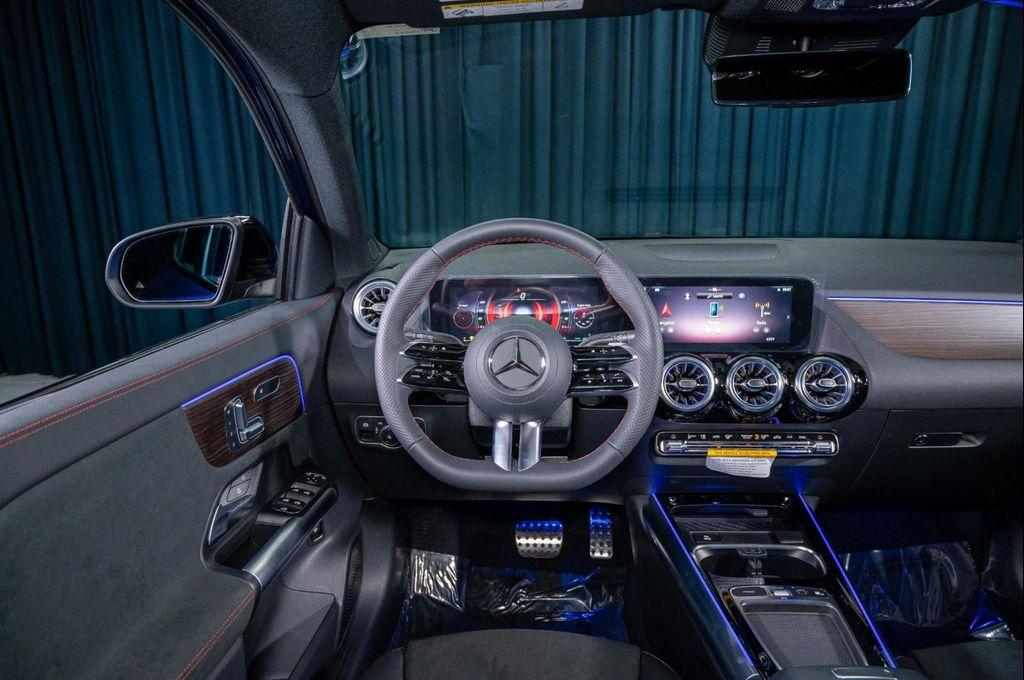 used 2025 Mercedes-Benz GLA 250 car, priced at $43,994