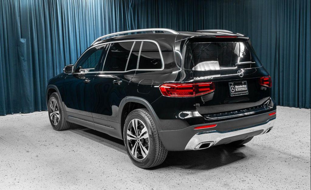 new 2025 Mercedes-Benz GLB 250 car, priced at $44,550