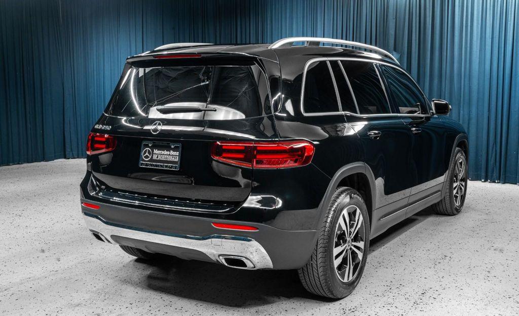 new 2025 Mercedes-Benz GLB 250 car, priced at $44,550