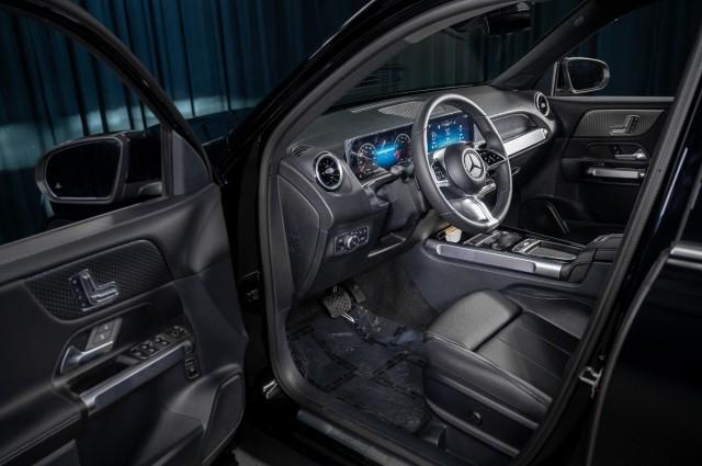 new 2025 Mercedes-Benz GLB 250 car, priced at $44,550