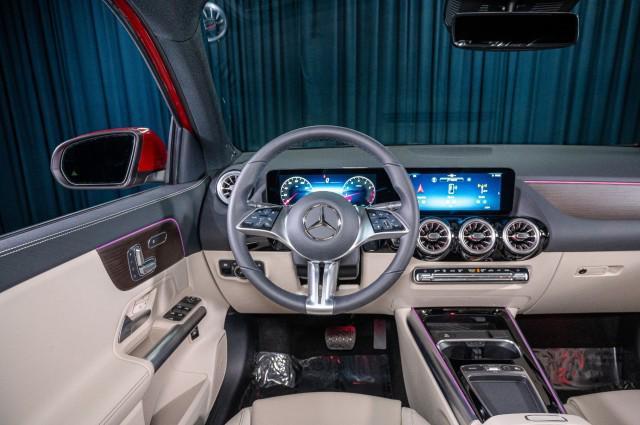 new 2025 Mercedes-Benz GLA 250 car, priced at $50,690