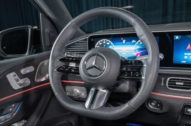 new 2024 Mercedes-Benz GLS 580 car, priced at $120,030