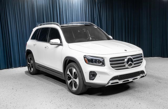 new 2025 Mercedes-Benz GLB 250 car, priced at $51,665