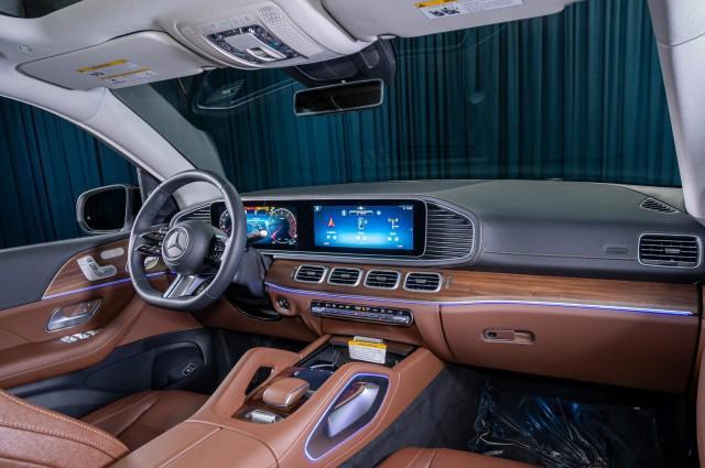 new 2025 Mercedes-Benz GLS 450 car, priced at $98,010