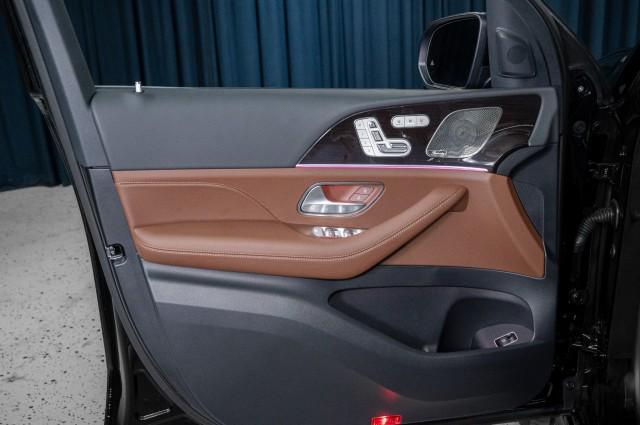 new 2025 Mercedes-Benz GLS 450 car, priced at $98,165