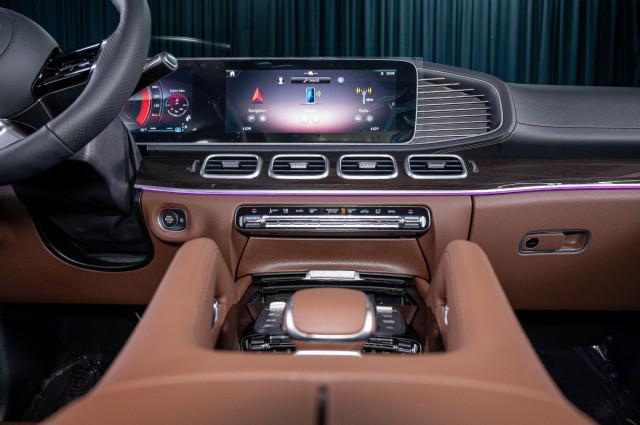 new 2025 Mercedes-Benz GLS 450 car, priced at $98,165