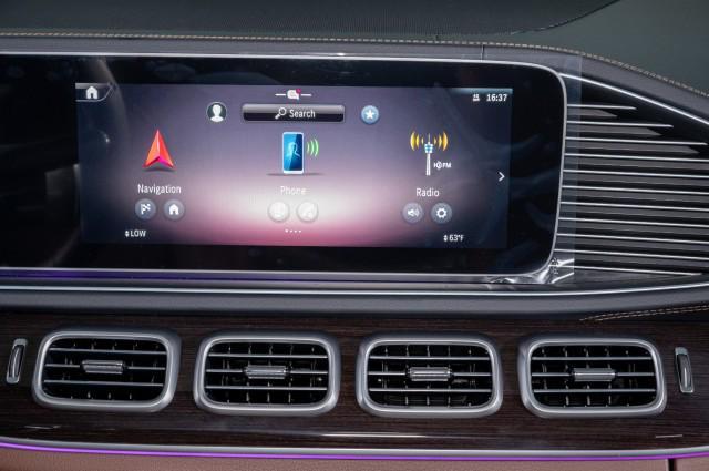 new 2025 Mercedes-Benz GLS 450 car, priced at $98,165
