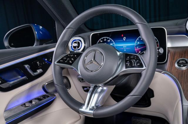 new 2025 Mercedes-Benz GLC 300 car, priced at $58,025