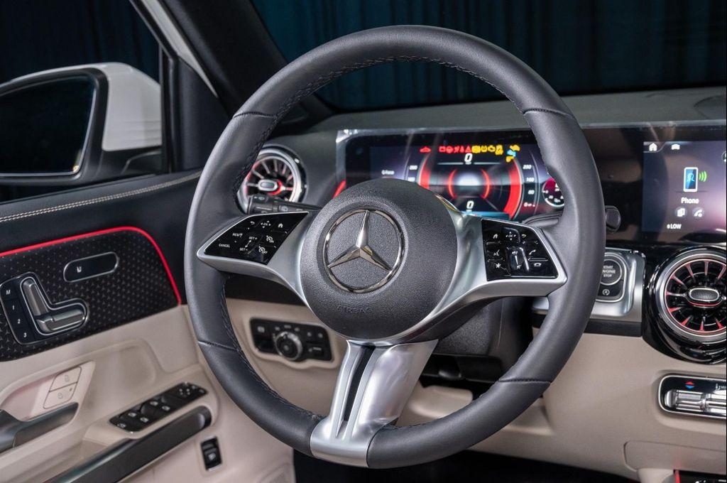 new 2025 Mercedes-Benz GLB 250 car, priced at $47,145