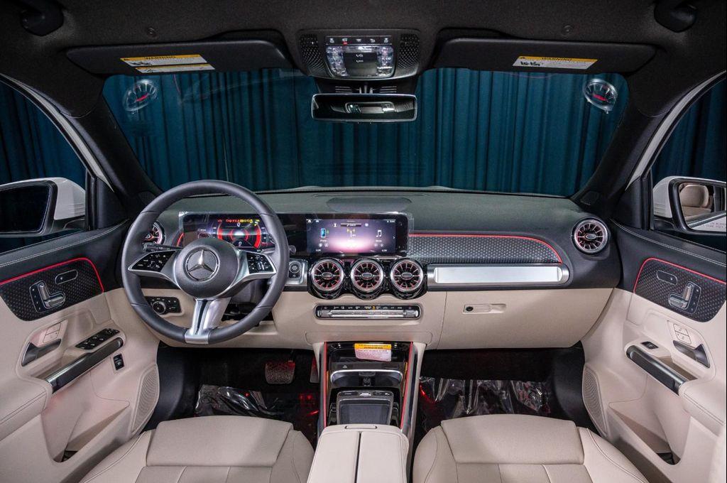 new 2025 Mercedes-Benz GLB 250 car, priced at $47,145