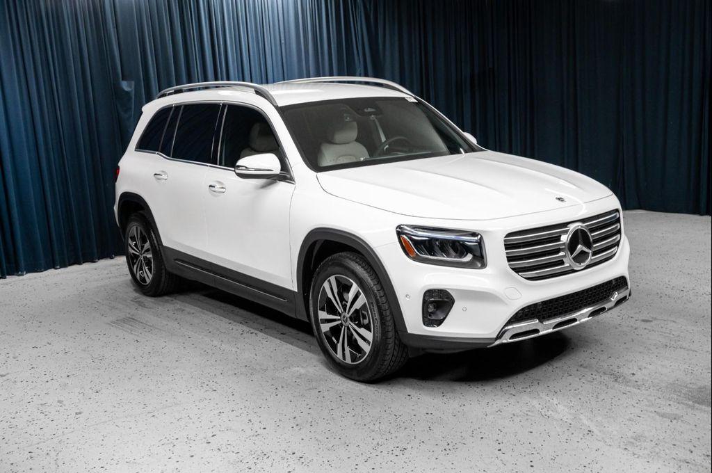 new 2025 Mercedes-Benz GLB 250 car, priced at $47,145