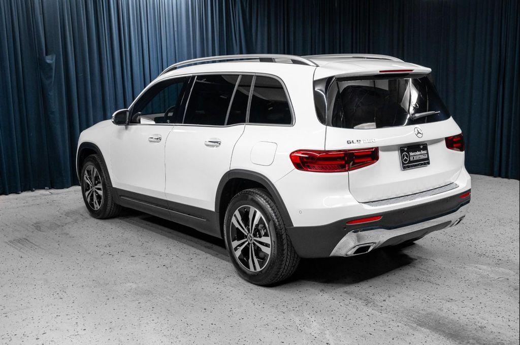 new 2025 Mercedes-Benz GLB 250 car, priced at $47,145