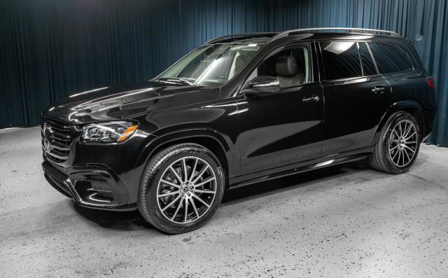 new 2025 Mercedes-Benz GLS 450 car, priced at $98,165