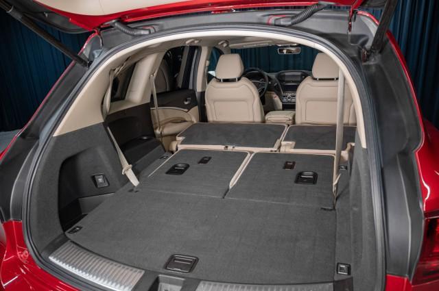 used 2020 Acura MDX car, priced at $29,294