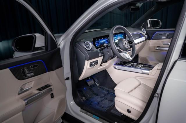 new 2024 Mercedes-Benz EQB 250 car, priced at $55,625