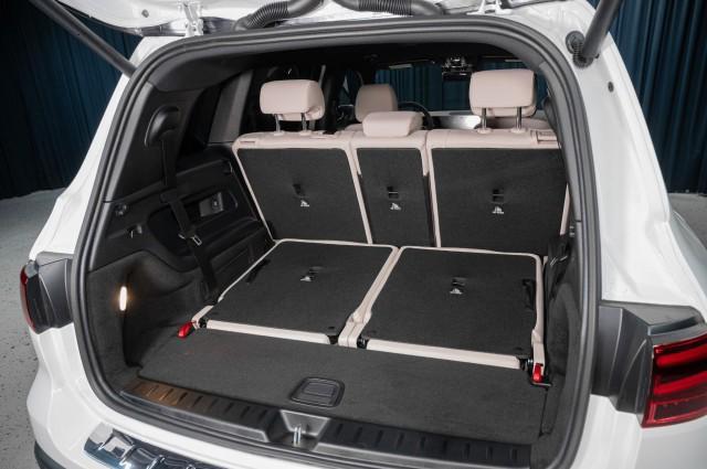 new 2025 Mercedes-Benz EQB 250 car, priced at $61,050