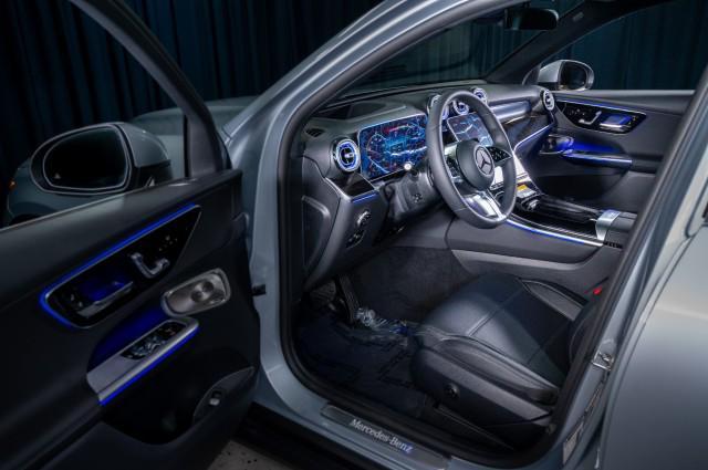 new 2025 Mercedes-Benz GLC 300 car, priced at $61,025