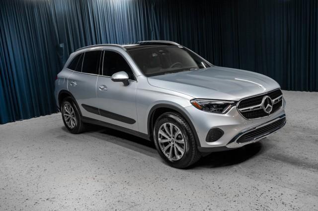 new 2025 Mercedes-Benz GLC 300 car, priced at $61,025