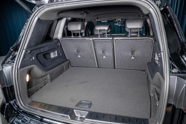 new 2025 Mercedes-Benz GLB 250 car, priced at $49,420