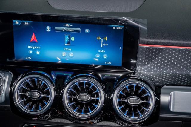 new 2025 Mercedes-Benz GLB 250 car, priced at $49,420