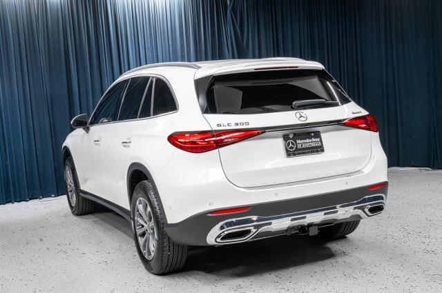 new 2024 Mercedes-Benz GLC 300 car, priced at $53,225