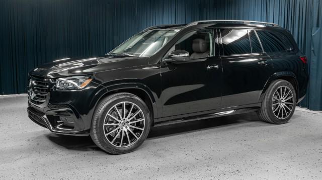 new 2025 Mercedes-Benz GLS 450 car, priced at $97,825