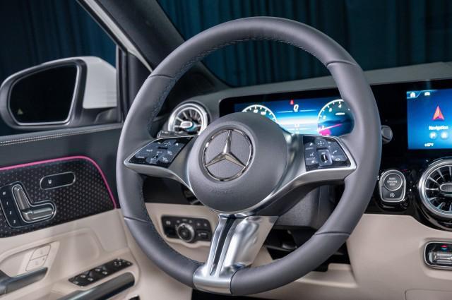 new 2025 Mercedes-Benz GLA 250 car, priced at $47,320