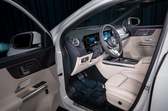 new 2025 Mercedes-Benz GLA 250 car, priced at $47,320