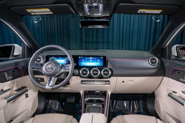 new 2025 Mercedes-Benz GLA 250 car, priced at $47,320