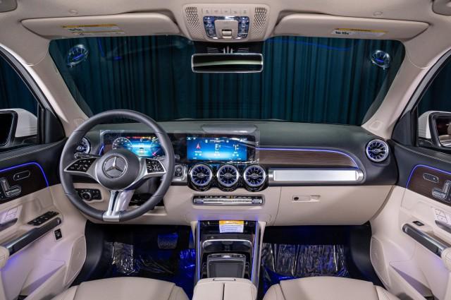 new 2025 Mercedes-Benz GLB 250 car, priced at $51,995