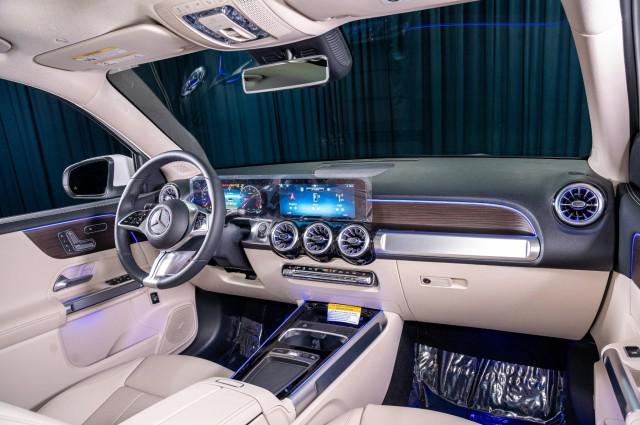 new 2025 Mercedes-Benz GLB 250 car, priced at $51,995