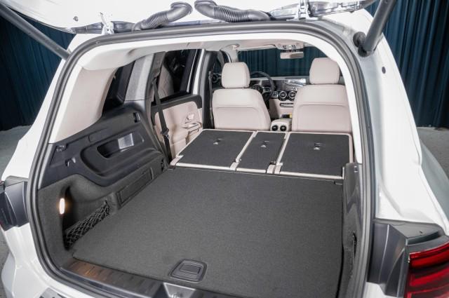 new 2025 Mercedes-Benz GLB 250 car, priced at $51,995