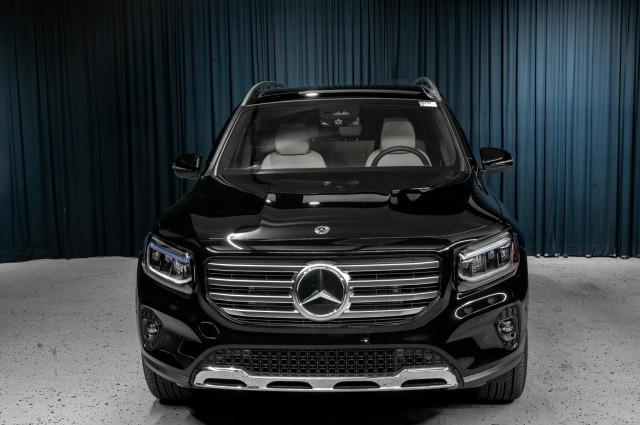 new 2025 Mercedes-Benz GLB 250 car, priced at $51,965