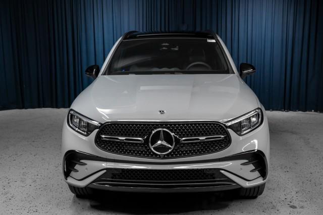 new 2025 Mercedes-Benz GLC 300 car, priced at $63,545