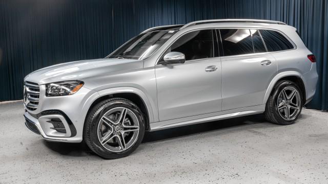 new 2024 Mercedes-Benz GLS 450 car, priced at $96,535