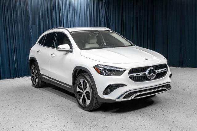 new 2025 Mercedes-Benz GLA 250 car, priced at $49,865