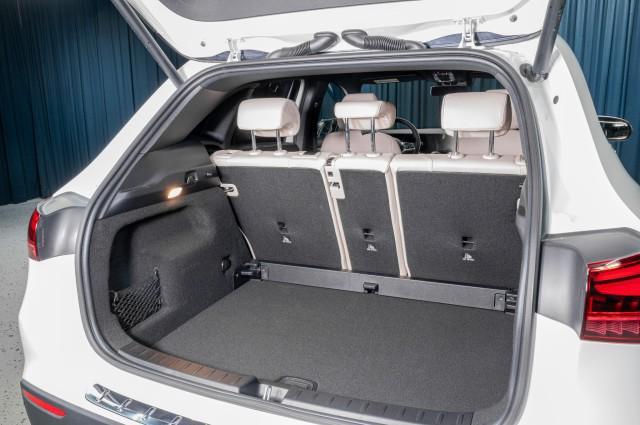 new 2025 Mercedes-Benz GLA 250 car, priced at $44,345