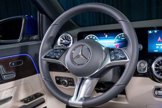 new 2025 Mercedes-Benz GLA 250 car, priced at $48,595