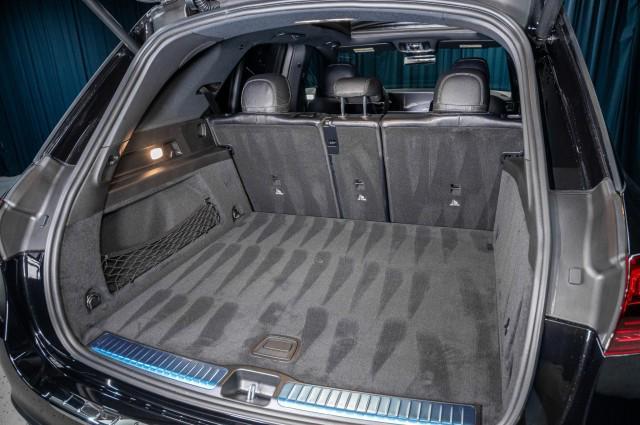 new 2026 Mercedes-Benz GLE 580 car, priced at $99,290