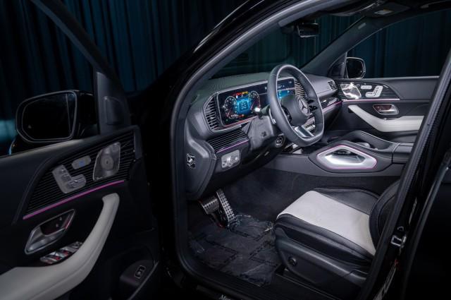 new 2026 Mercedes-Benz GLE 580 car, priced at $99,290