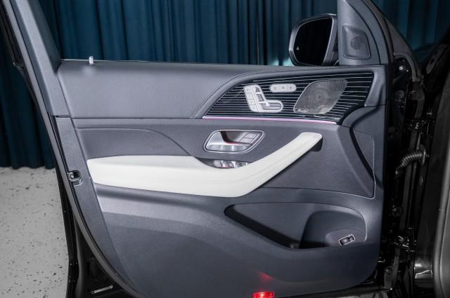 new 2026 Mercedes-Benz GLE 580 car, priced at $99,290