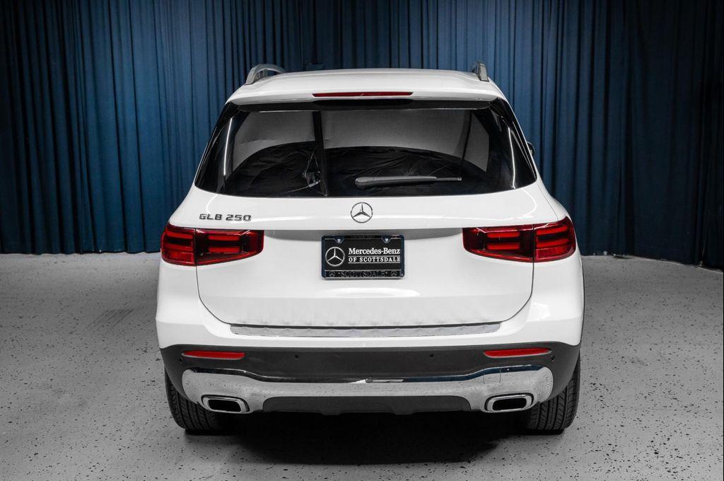 new 2025 Mercedes-Benz GLB 250 car, priced at $47,470