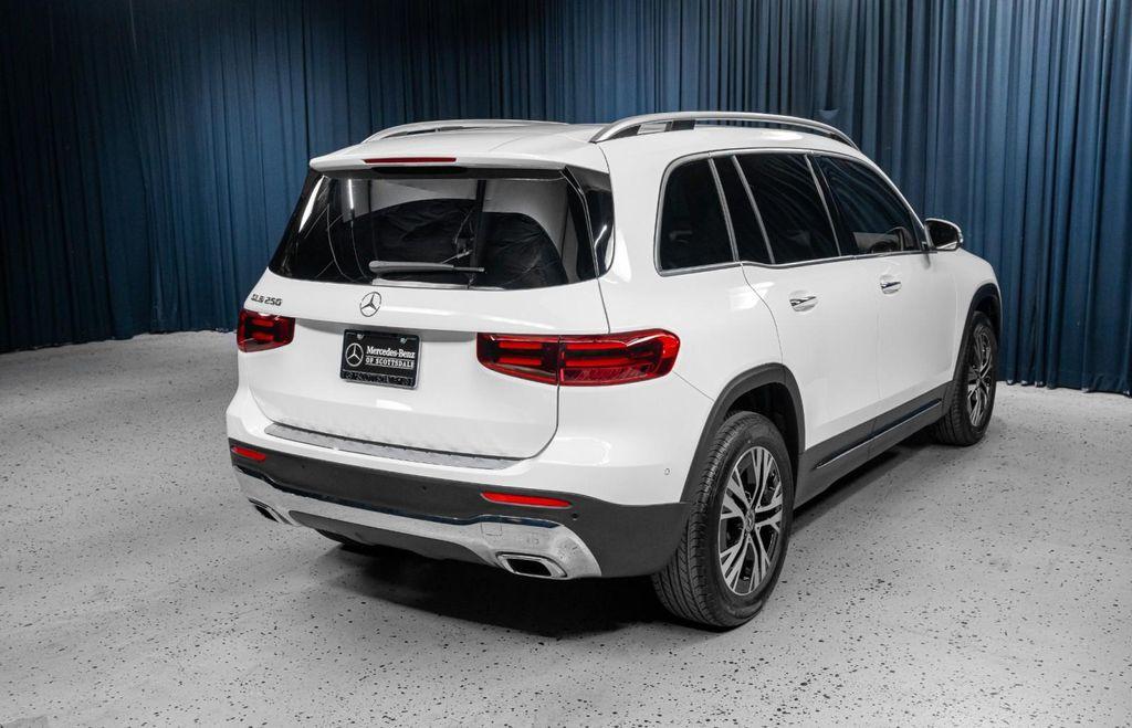 new 2025 Mercedes-Benz GLB 250 car, priced at $47,470